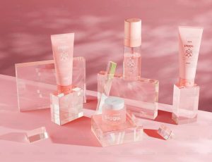 Pinky化妆品套装产品场景Blend项目源文件