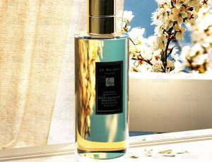 透明水瓶渲染场景C4D工程源文件