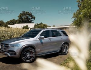 汽车渲染场景C4D工程源文件